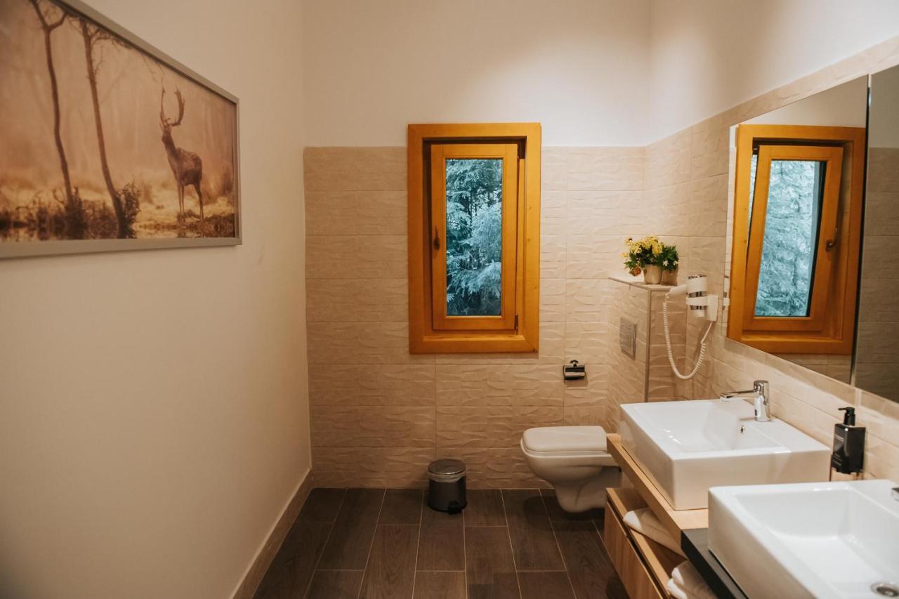Cabana Fantanele Ceahlău Exteriör bild