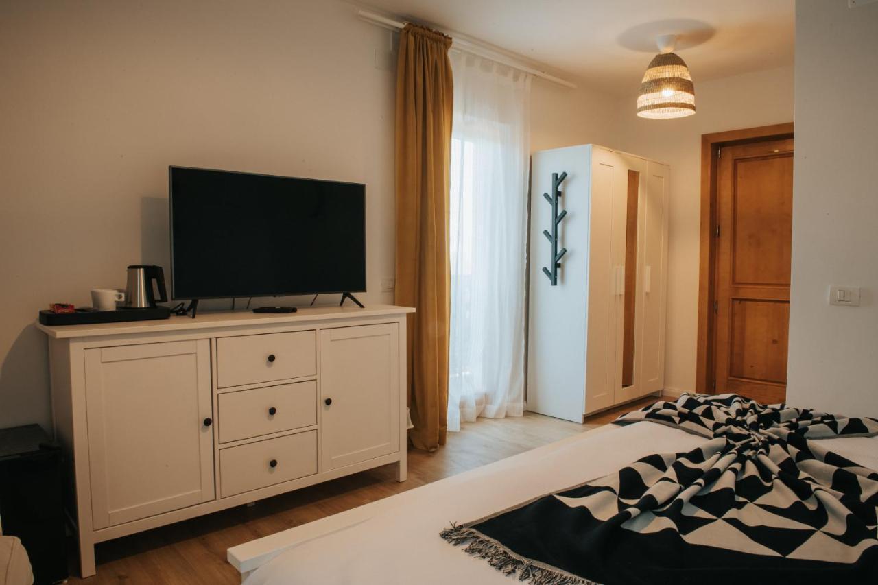 Cabana Fantanele Ceahlău Exteriör bild